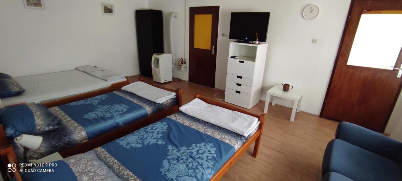 Apartmani Banatski Konak Zrenjanin Ngoại thất bức ảnh